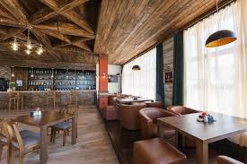 Amberd Tavern dining