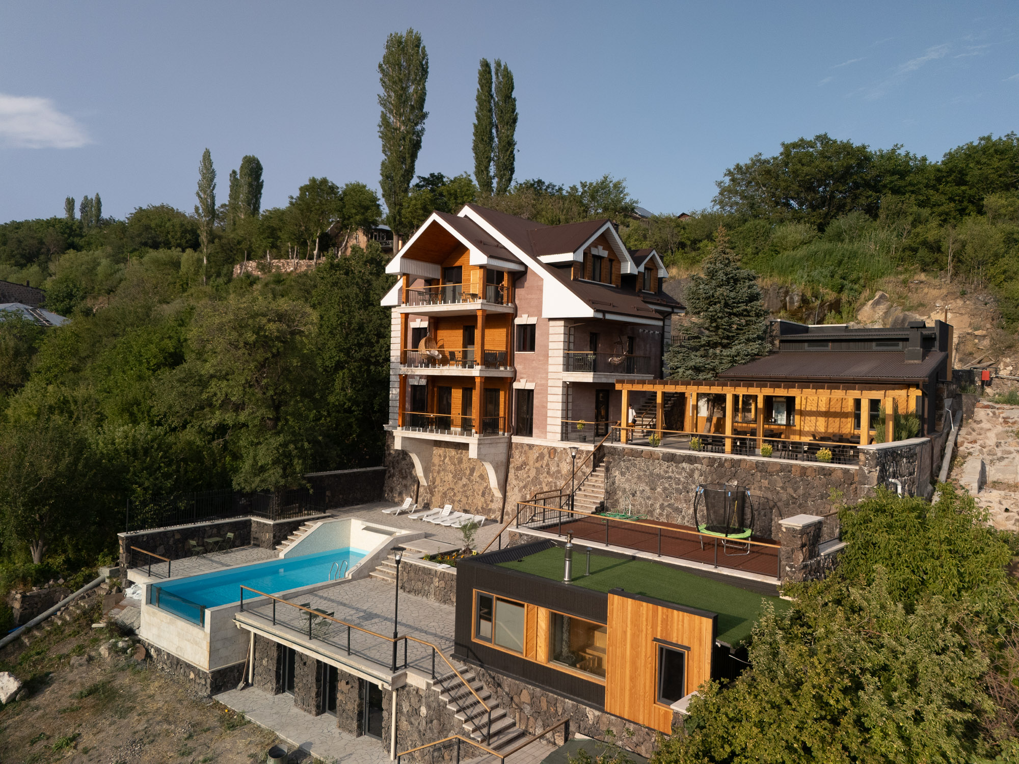 Aprie Boutique Hotel